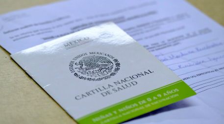 La Secretaría de Salud solicitó a las madres, padres y tutores tener a la mano la Cartilla Nacional de Salud de los menores para facilitar su revisión. ESPECIAL/Secretaría de Salud