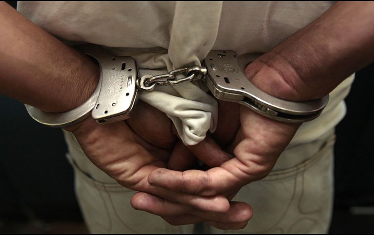 Tras recabar los datos de prueba, la Fiscalía estatal solicitó una orden de aprehensión contra ambos elementos municipales. EL INFORMADOR/ARCHIVO