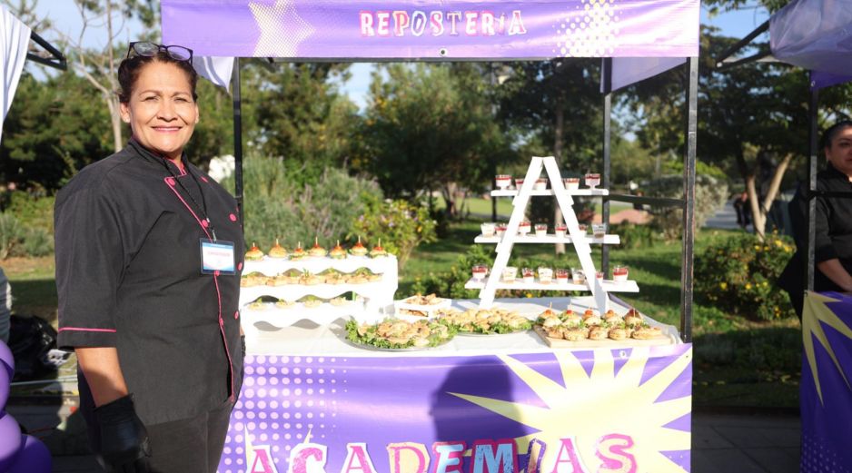 Durante la feria se presentaron testimonios de personas que han aprovechado estos cursos para poder emprender y ser económicamente autosuficientes o incluso para sentirse personas productivas. FACEBOOK / GOBIERNO DE ZAPOPAN