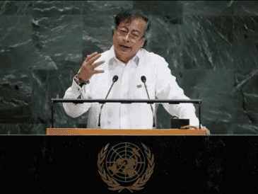 "El país estará representado por el canciller (secretario de Relaciones Exteriores de México) Juan Ramón de la Fuente", agregó el despacho de Petro. AP / ARCHIVO