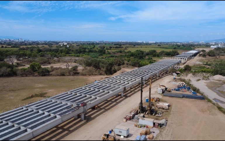 La Secretaría de Infraestructura Comunicaciones y Transportes (SICT) informó hoy que avanzan los trabajos de construcción en el Puente Amado Nervo que se construye entre Jalisco y Nayarit. X / @SICTmx