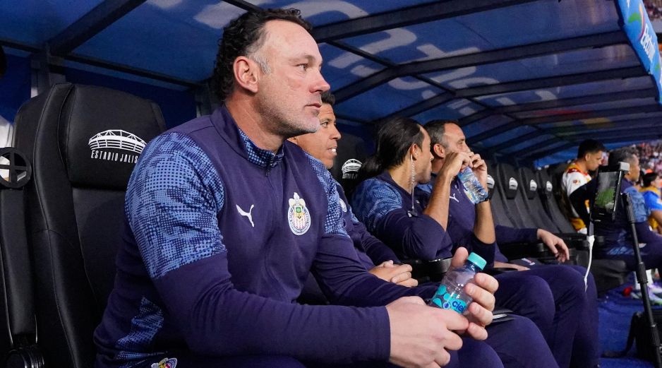 El jugador habría intentado acercarse tanto a la directiva como al entrenador Gabriel Milito para solicitar una conversación directa. IMAGO7.