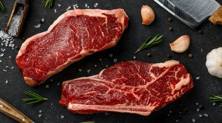 Especialistas señalan que el consumo de carne debe mantenerse dentro de límites moderados. Unsplash