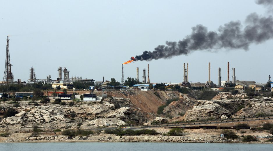 Ubicada frente a la costa iraní, Kharg se ha convertido en una de las instalaciones energéticas más estratégicas del país. EFE/A. Taherkenareh