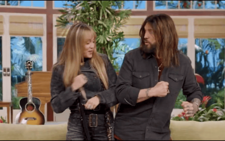 Desde que comenzó su carrera en el entretenimiento, Cyrus ha destacado por seguir un proceso creativo muy personal.  ESPECIAL/DISNEYPLUS