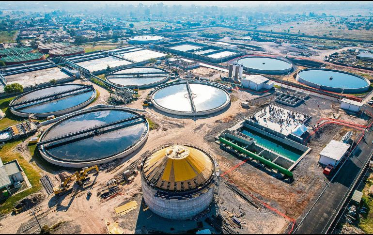 Las Plantas de Tratamiento de Aguas Residuales Agua Prieta y El Ahogado (en la imagen) operan por debajo de su capacidad, lo que limita el saneamiento del río Santiago.  EL INFORMADOR/A. Navarro