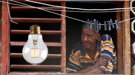 Cuba atraviesa una grave crisis energetica desde mediados de 2024, agravada por el bloqueo petrolero de EU que inició en enero. EFE/ Ernesto Mastrascusa