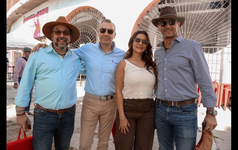 Luis Manuel Navarro, Enrique Nieto, Elsa Gómez y Eduardo Minakata. GENTE BIEN JALISCO / Revista del 20 de marzo 2026