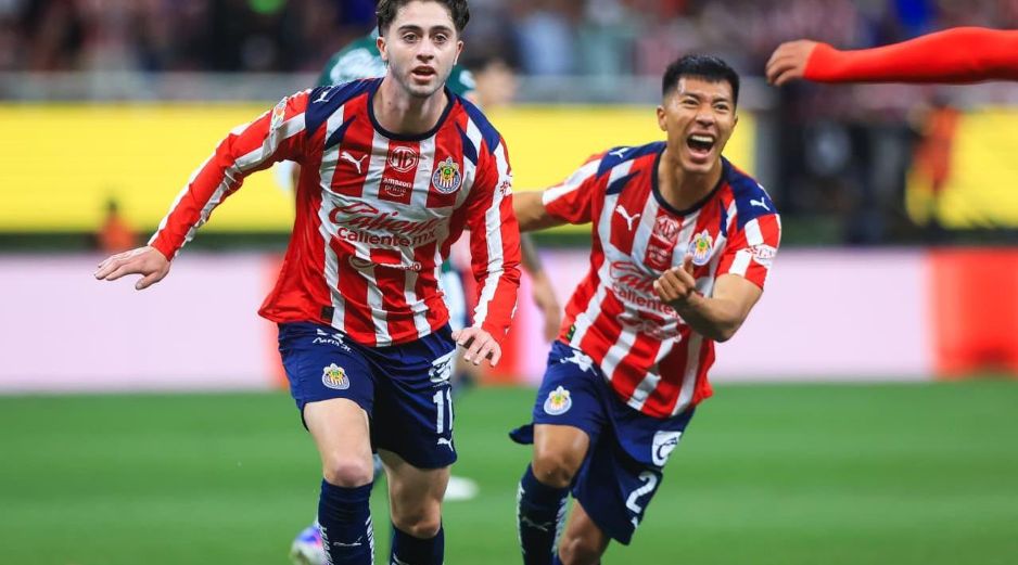 El conjunto rojiblanco sigue dando cátedra: gana, gusta y golea. EL INFORMADOR/ J. ACOSTA.