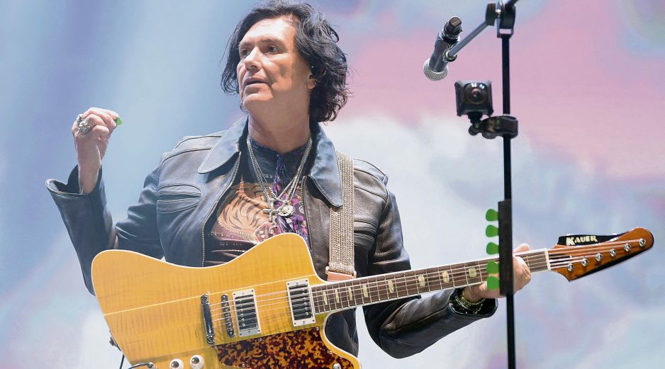 Saúl Hernández, vocalista de la banda mexicana Caifanes. AFP