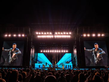 El recital reunió a más de 20 mil personas y rebasó capacidad operativa del estadio. EL INFORMADOR/A.NAVARRO