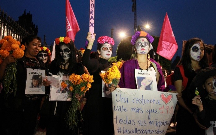  La manifestación, llamada la 