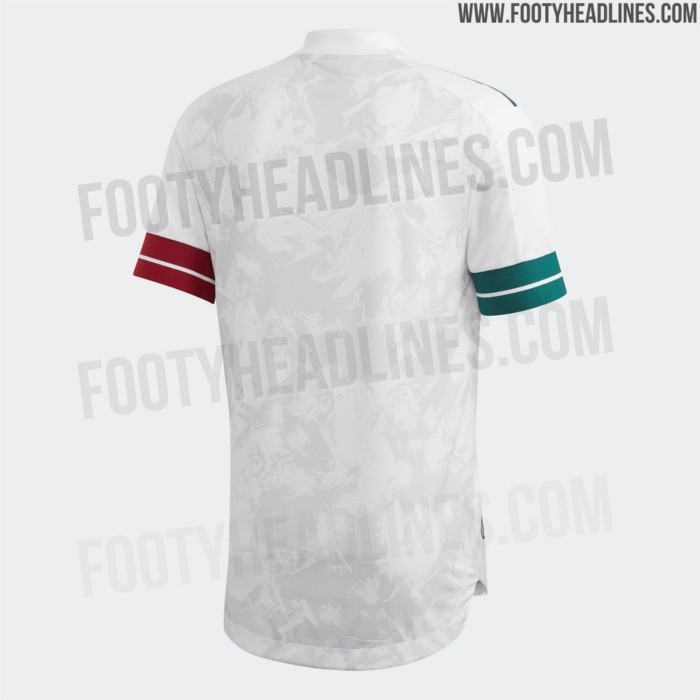 TWITTER / @Footy_Headlines