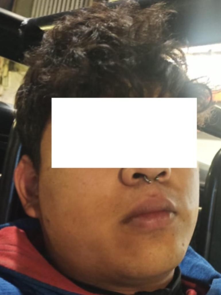 &nbsp;El detenido dijo llamarse Israel “N”, de 20 años. ESPECIAL/Policía de Guadalajara