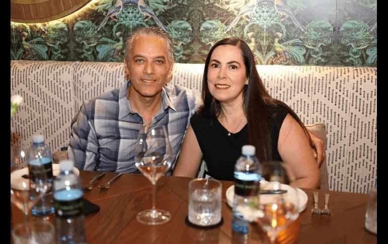 &nbsp;Alexandro Vázquez y Ariadna Kotsiras Ralis. GENTE BIEN JALISCO/ Tony Martínez