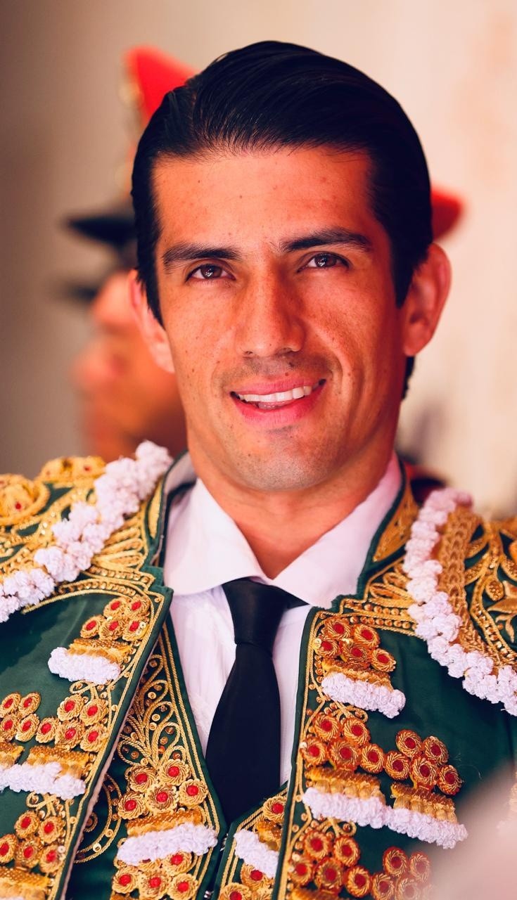  En entrevista, el matador explicó que a lo largo de su trayectoria ha tenido diferentes etapas y procesos de aprendizaje. ESPECIAL